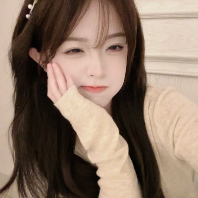 女儿别哭,妈妈爱你